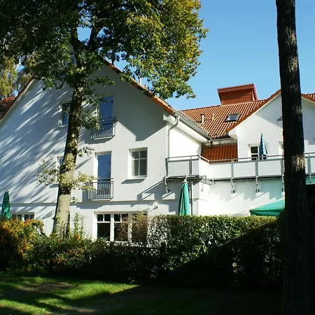 فندق Strandpavillon بابي