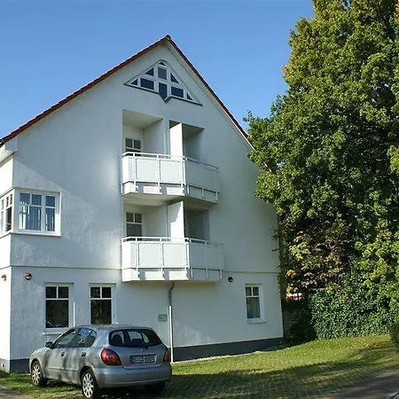 فندق Strandpavillon 3*