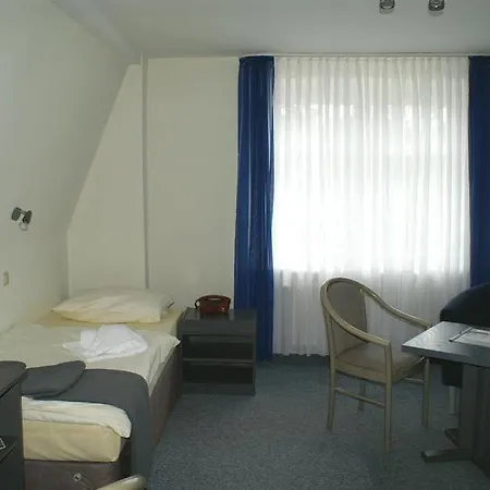 فندق Strandpavillon 3*