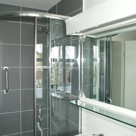 فندق Strandpavillon بابي