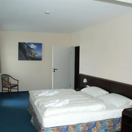 Strandpavillon Hotel 3*